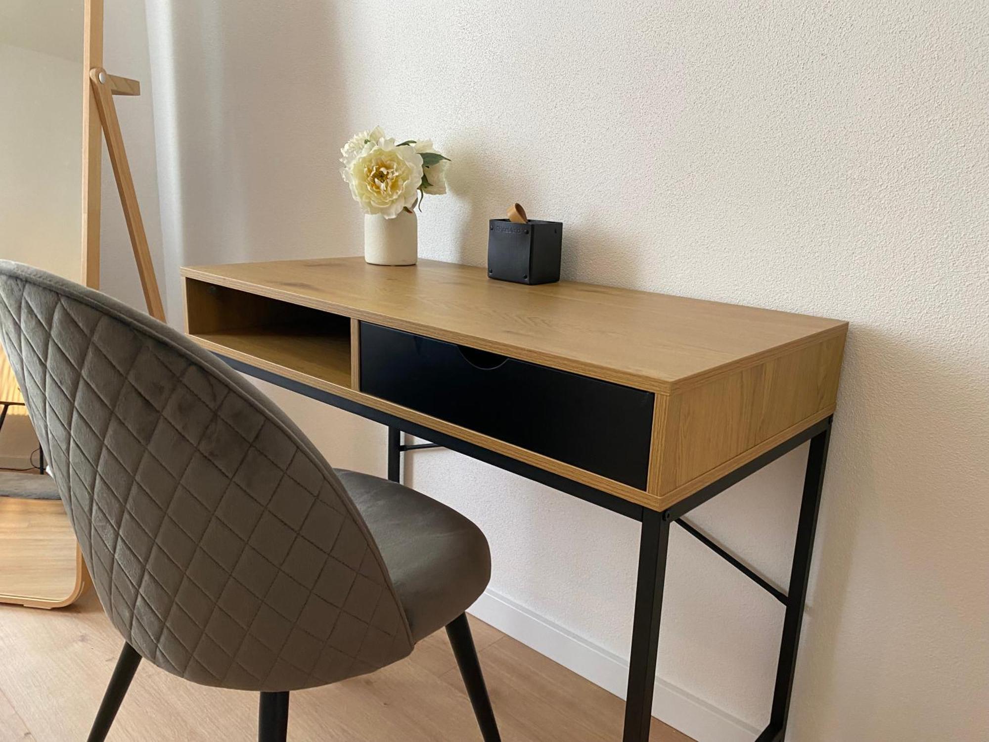 Modern Living Apartment - Naehe Krankenhaus, Altstadt, Bahnhof - 3-Zimmer Amberg Ngoại thất bức ảnh